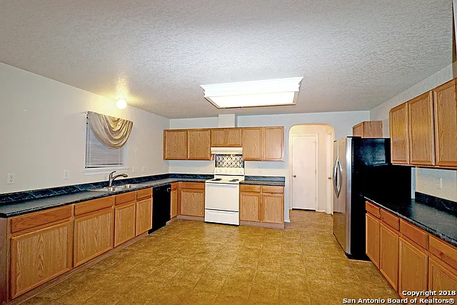 2806 Bandbury Oak — Photo 2