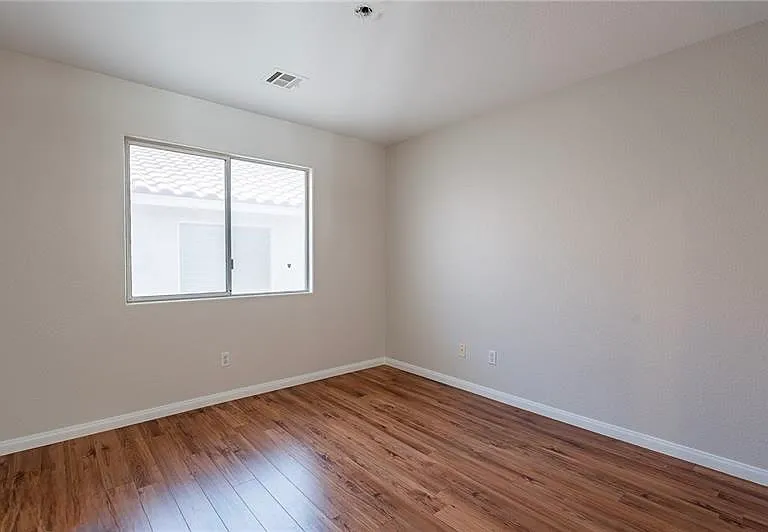 3588 White Mountain St — Photo 23