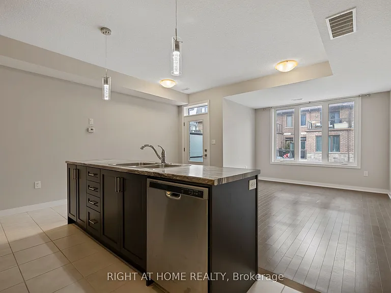 445 Ontario St S #56 — Photo 3