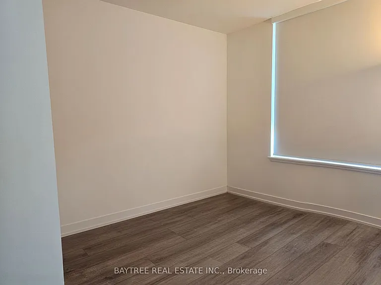 3100 Keele St #526 — Photo 3