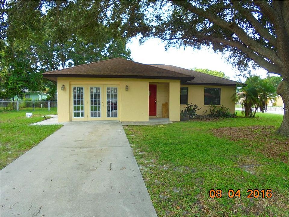 1st image of 2220 Seward Cir