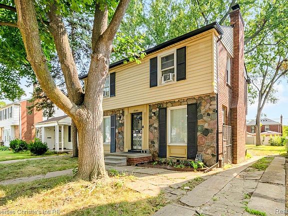 2nd image of 19340 Snowden St