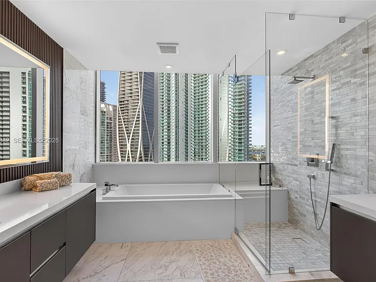 851 NE 1st Ave #3201 — Photo 17
