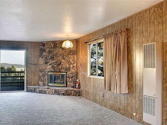 3rd image of 366 Pioneer Ln