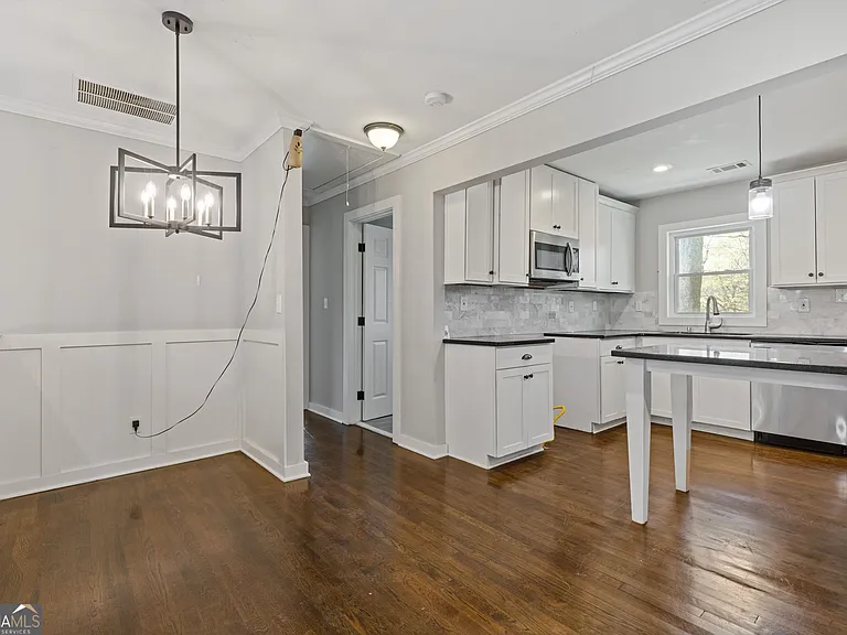 2779 Horse Shoe Dr — Photo 10