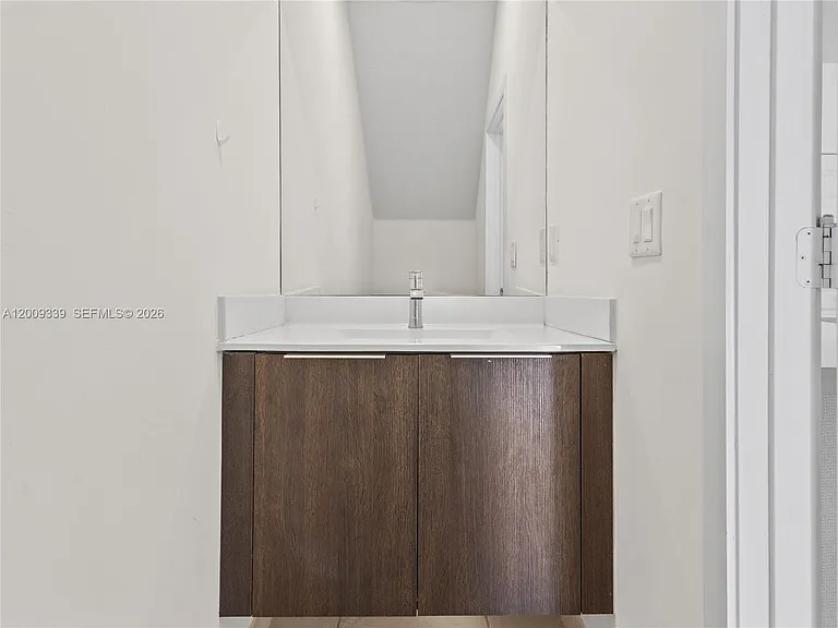 8382 NW 51st Ter #8382 — Photo 11