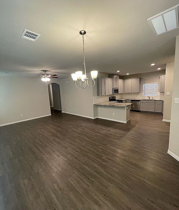 1st image of 3902 Kirby Ct