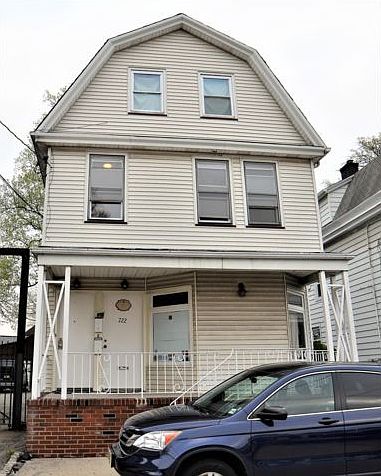 1st image of 722 Kearny Ave #1