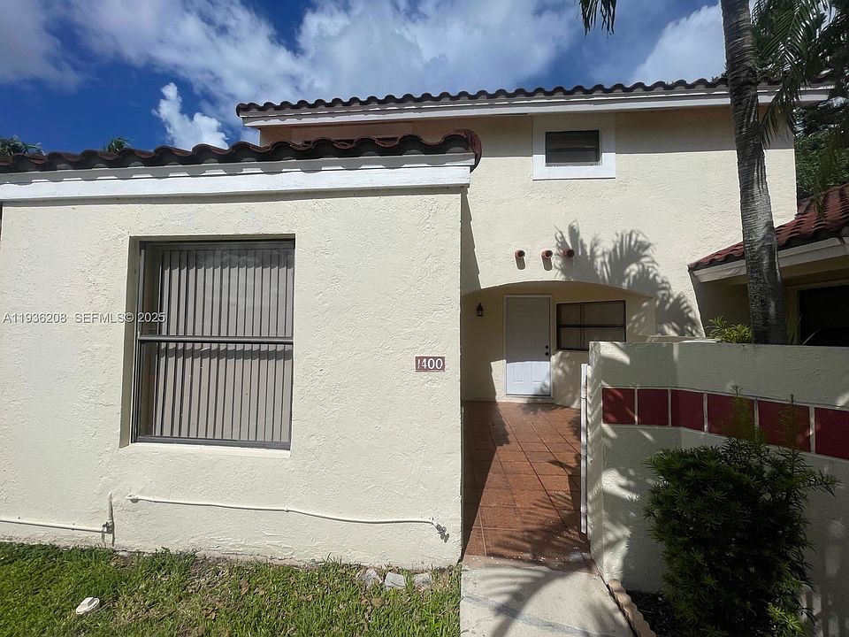 1st image of 14000 San Remo Cir