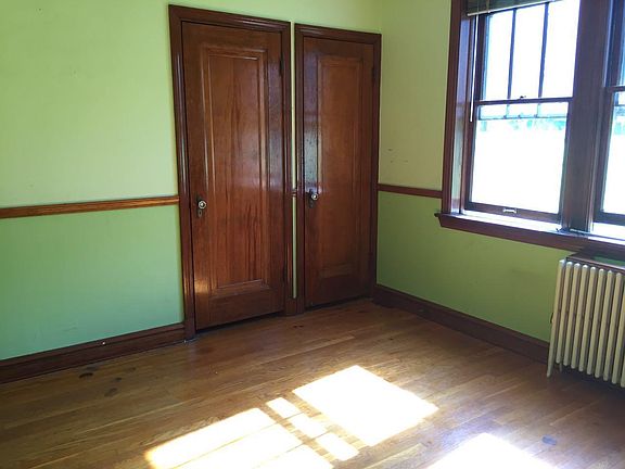 3rd image of 6448 Bradley Ave