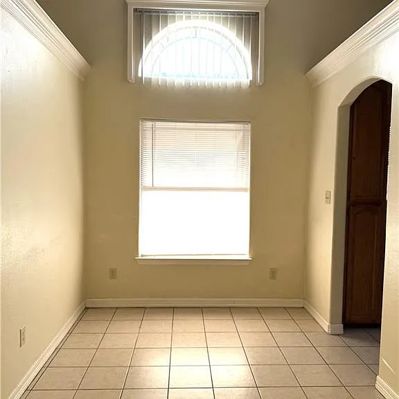 1811 Aruba Dr — Photo 7
