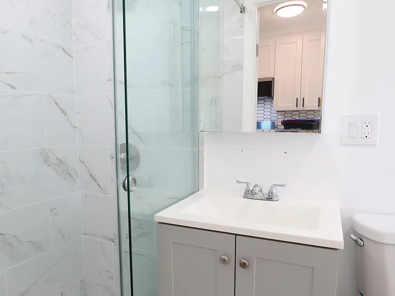 1611 Ann St #1 — Photo 13