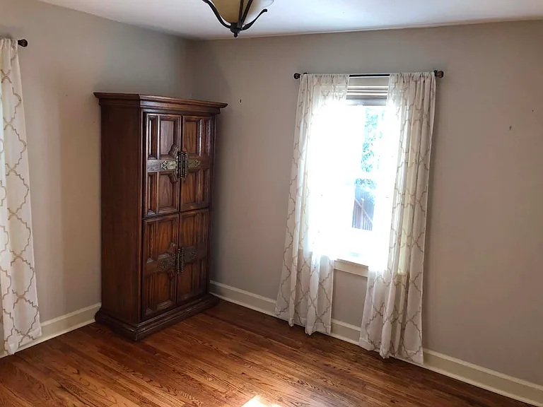 1614 Riverside Dr — Photo 10