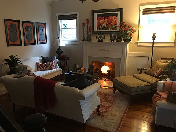 3rd image of 10 Sanchez Ave