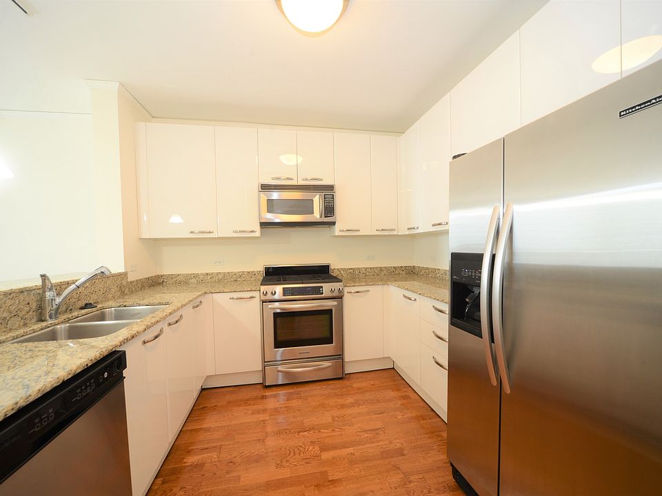 1st image of 450 E Waterside Dr #404