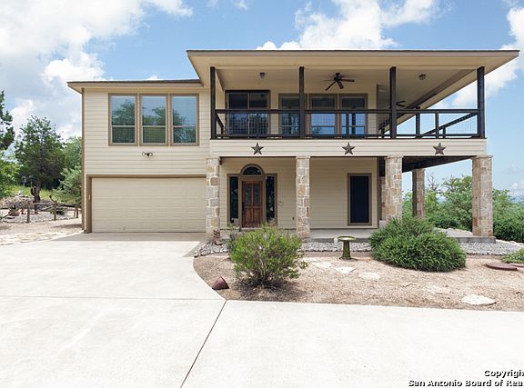 3rd image of 2607 Westview Dr
