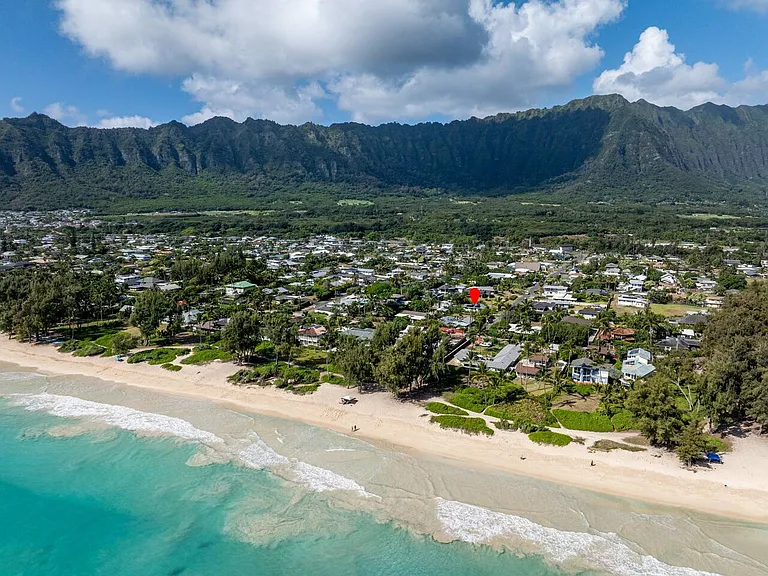 41-020 Ehukai St — Photo 15