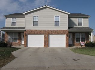 221 Arron Ct #B, Mascoutah, IL