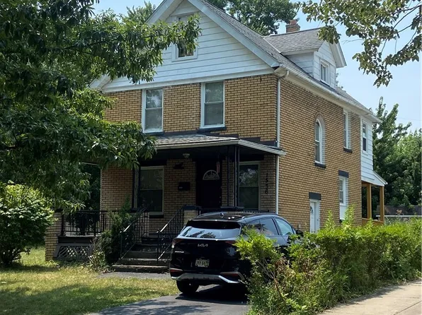 1536 E 195th St, Euclid, OH 44117