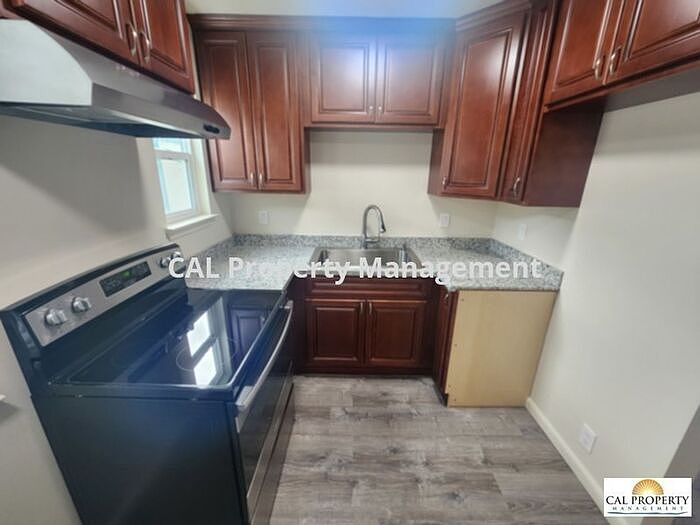 1st image of 918 Illinois Ave #4