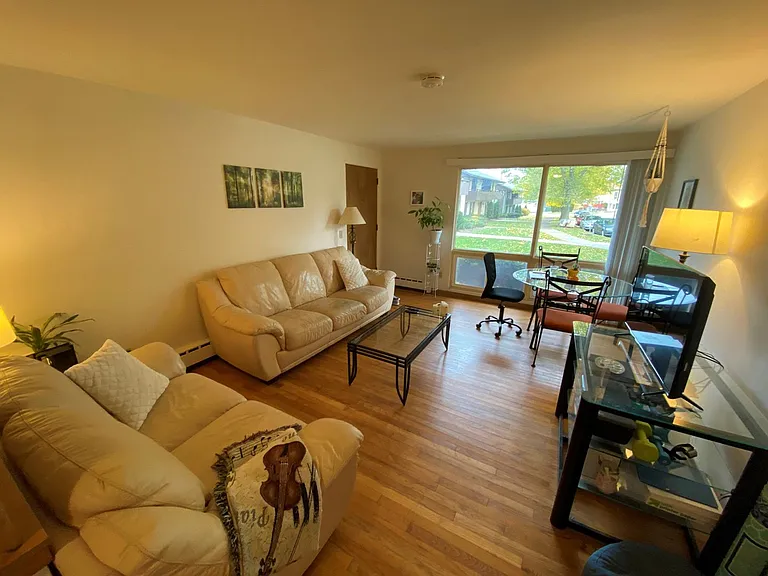 Shepard Terrace Apartments — Photo 13
