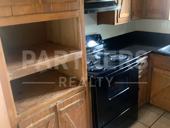 5th image of 4536 Wake Forest Dr