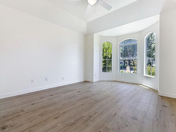 4th image of 8875 N Woodrow Ave