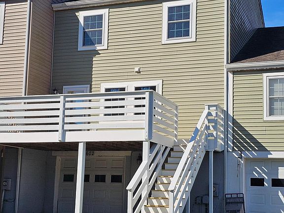 2nd image of 29595 Dutchmans Ln APT 602