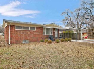 2665 N Wedgewood Dr, Wichita, KS 67204