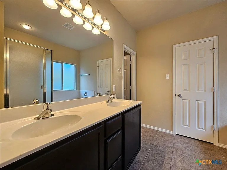7112 Cokui Dr — Photo 12