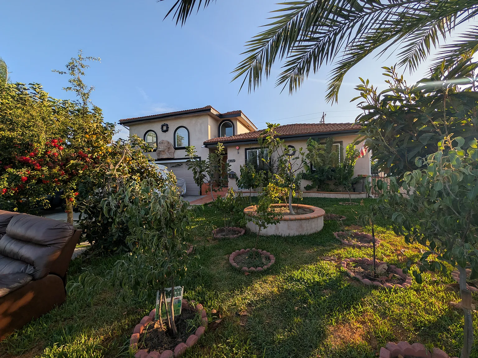 8330 Dacosta St — Photo 2