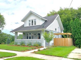 423 Prospect Ave, Waukesha, WI 53188