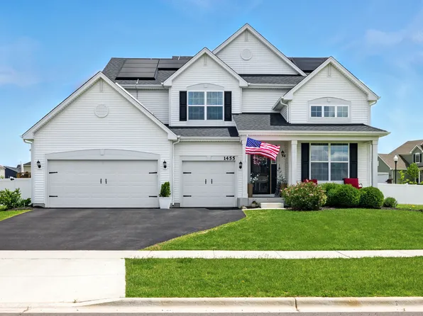 1455 Highbrook Ave, Hampshire, IL 60140