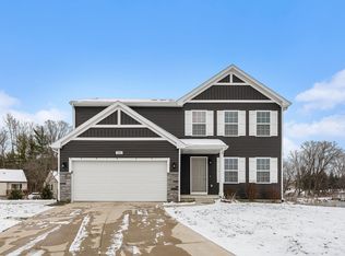 3411 Hidden Cove Ln, Hudsonville, MI 49426