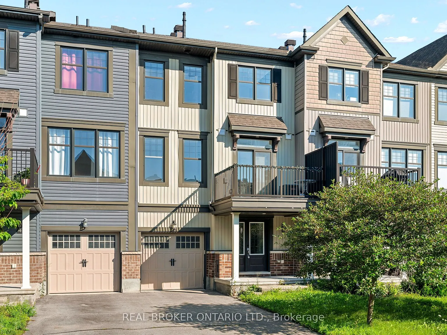 2 bed, $2,450 — Photo 2