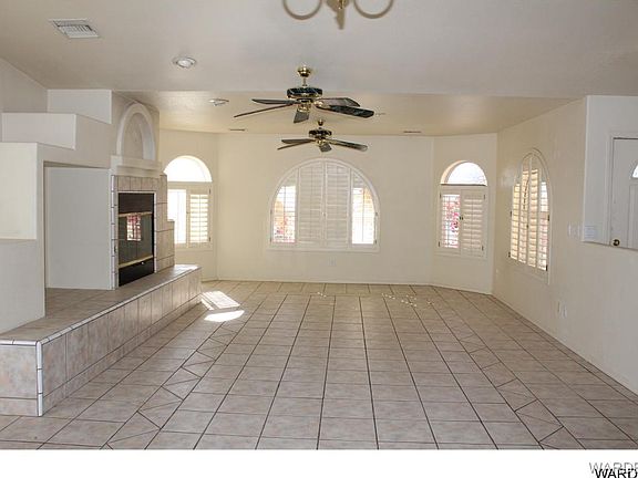 3rd image of 6074 S Bella Vista Dr