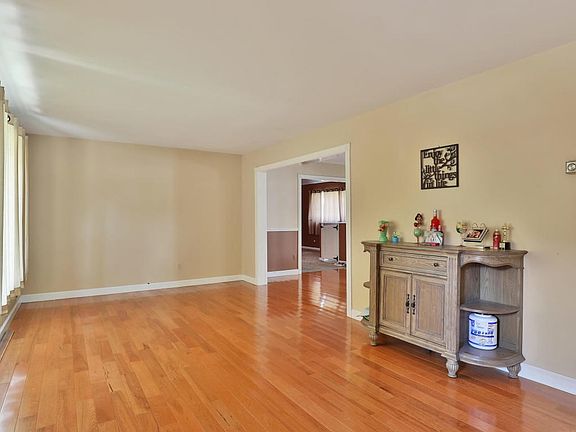 357 Elm Ln Brick NJ 08723 USA-print-004-