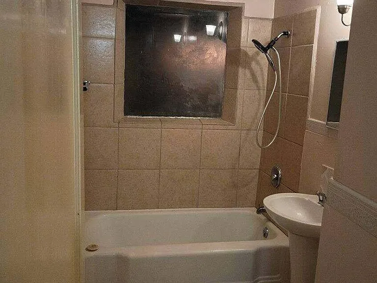3208 Morehead Ave #EL — Photo 16