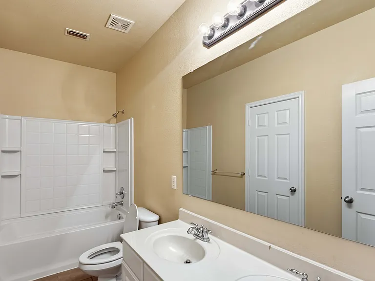 807 Clear Water Dr — Photo 22