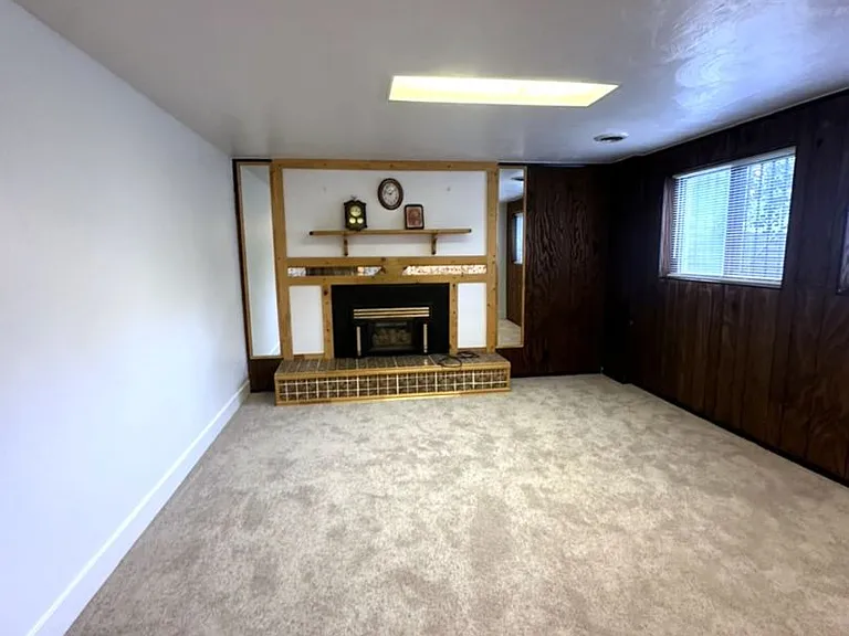 825 W Arapahoe Ave — Photo 2