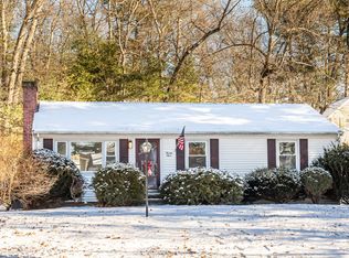 24 Pomeroy Rd, North Reading, MA 01864