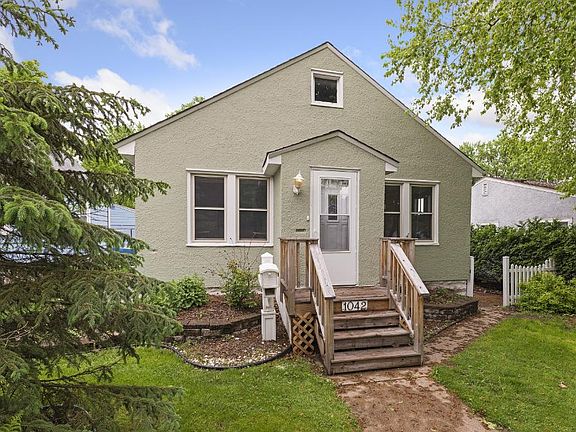 2nd image of 1042 Dwane St