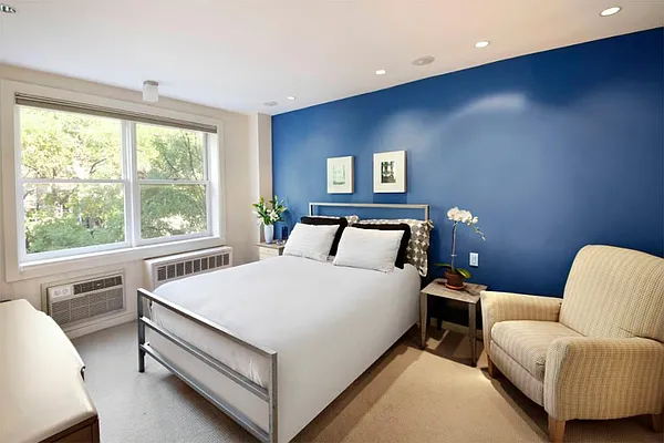 Sold by Town Residential | media 28