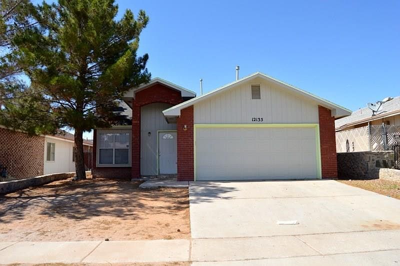 1st image of 12135 Royal Woods Dr