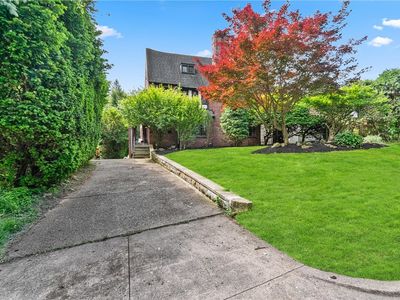 5454 Darlington Rd, Pittsburgh, PA, 15217