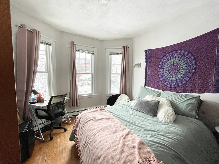 19 Bucknam St #3C — Photo 12