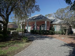 70 Poquito Rd, Shalimar, FL 32579