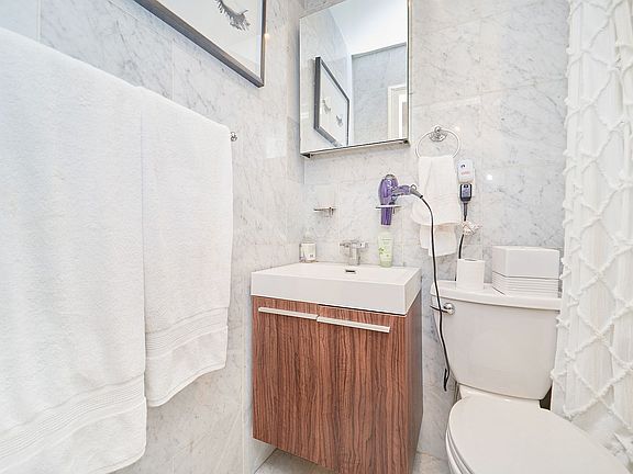 4th image of 172 Mulberry St APT 8