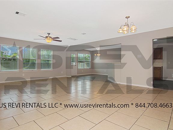 4th image of 8602 Black Cliff Ln