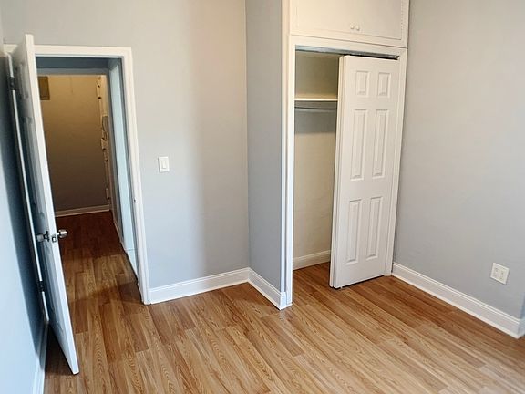 4th image of 21-15 33rd St #5Z